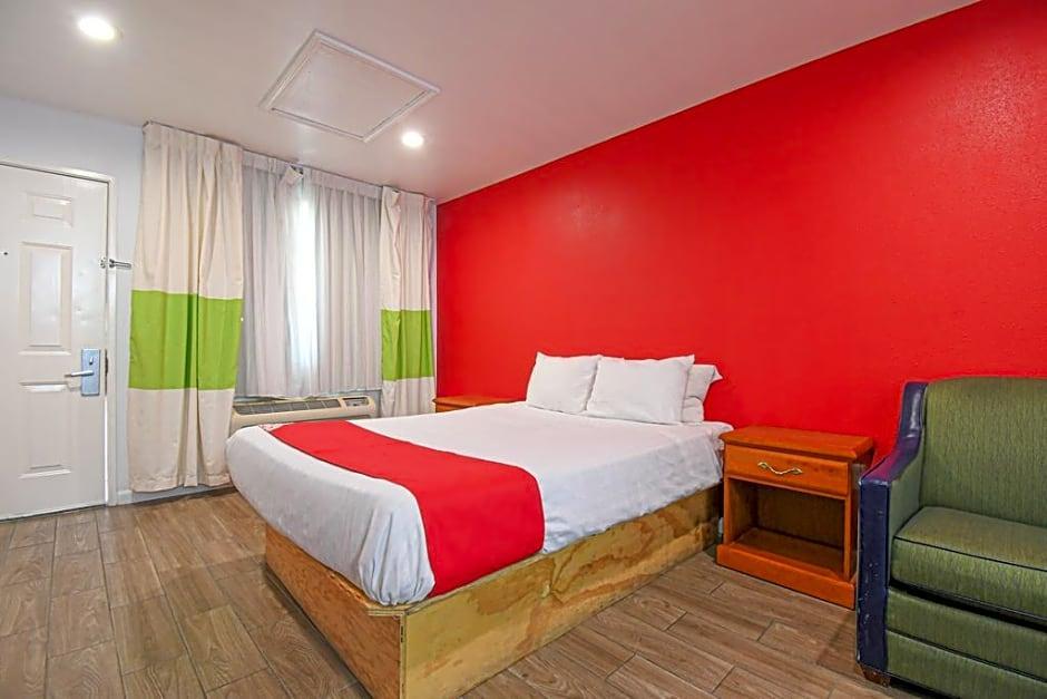 Oyo Hotel San Antonio Near At&T Center 외부 사진