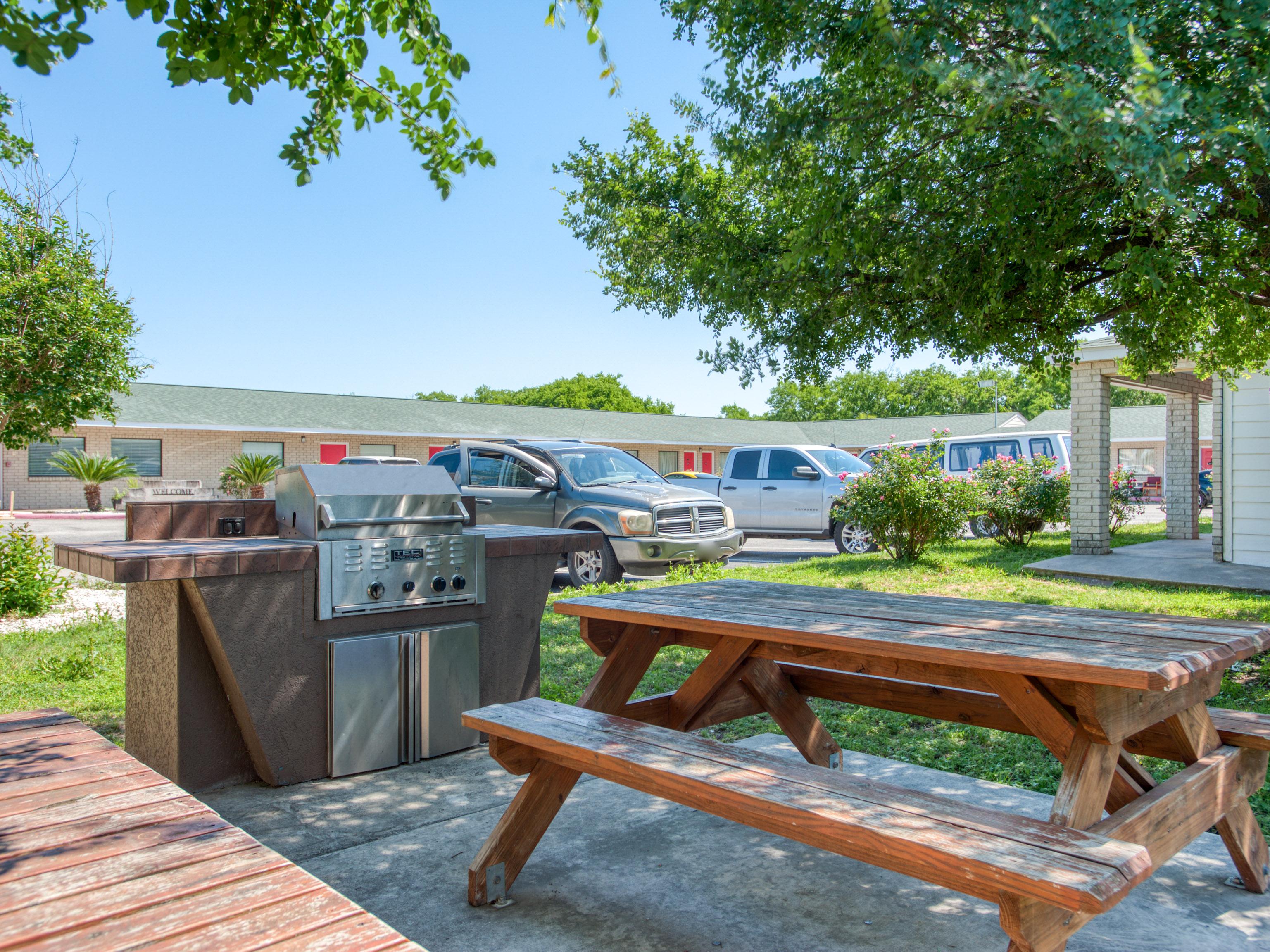 Oyo Hotel San Antonio Near At&T Center 외부 사진